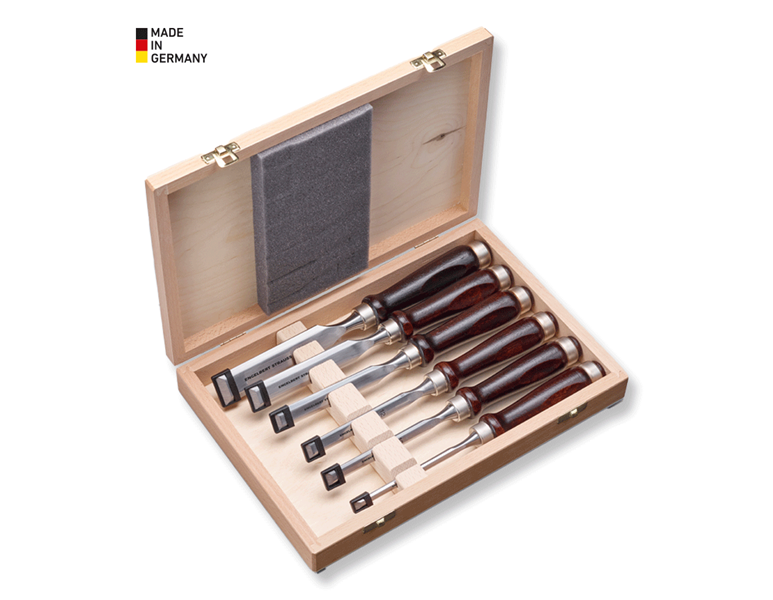 e.s. Mortise chisel in a beech wood box