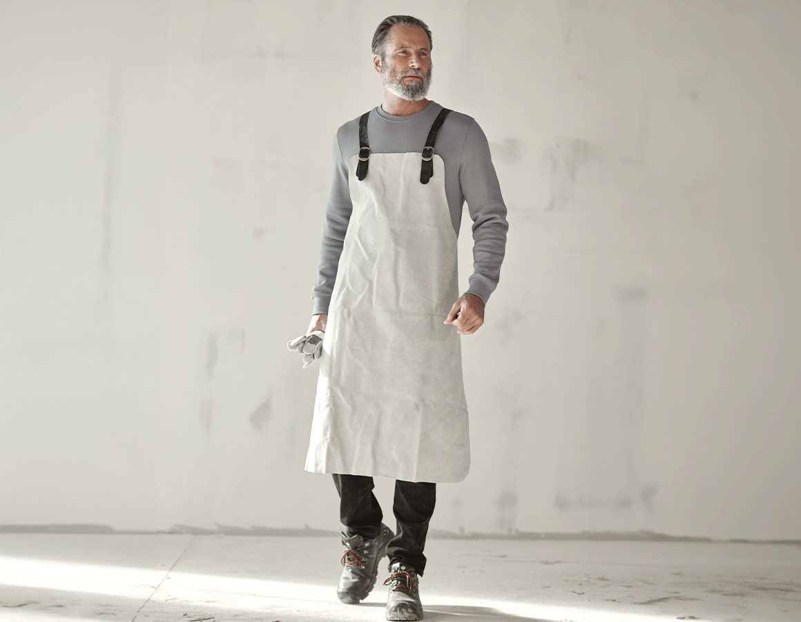 Aprons: Leatherapron with leatherstraps + nature