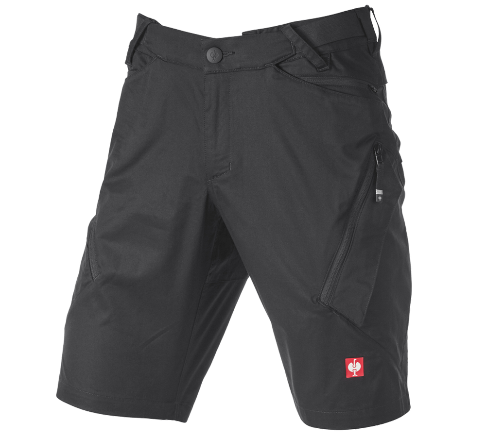 Clothing: Multipocket shorts e.s.ambition + black