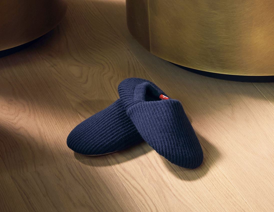 Accessories: e.s. Slippers + deepblue 3