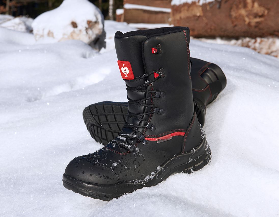 S3: S3 Winter safety boots Comfort12 + black/red