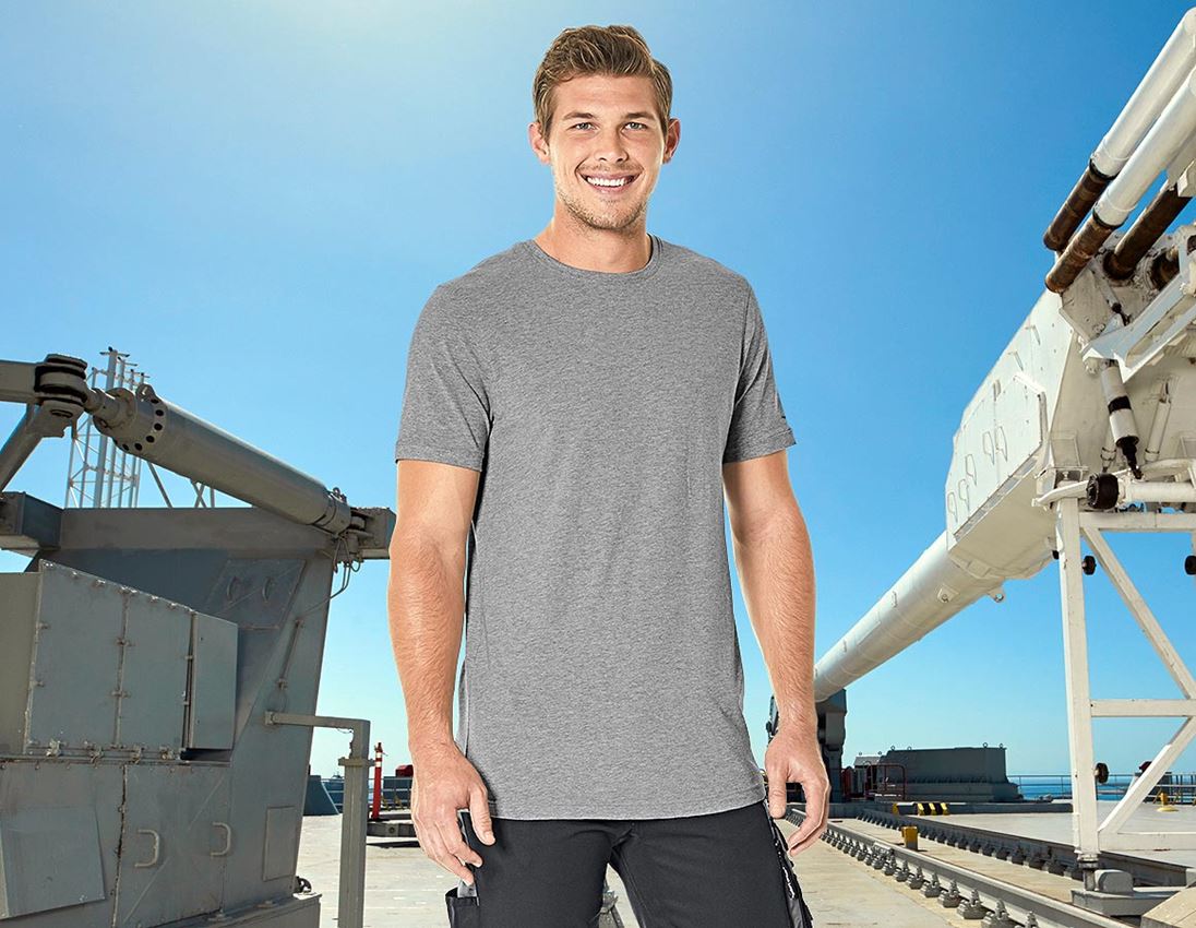 Plumbers / Installers: e.s. T-shirt cotton stretch, long fit + grey melange