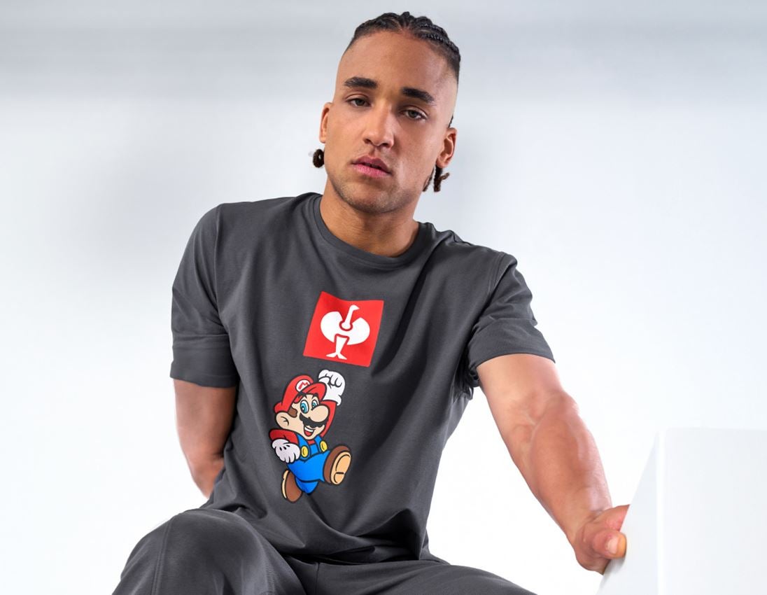 Shirts, Pullover & more: Super Mario T-Shirt, men's + anthracite