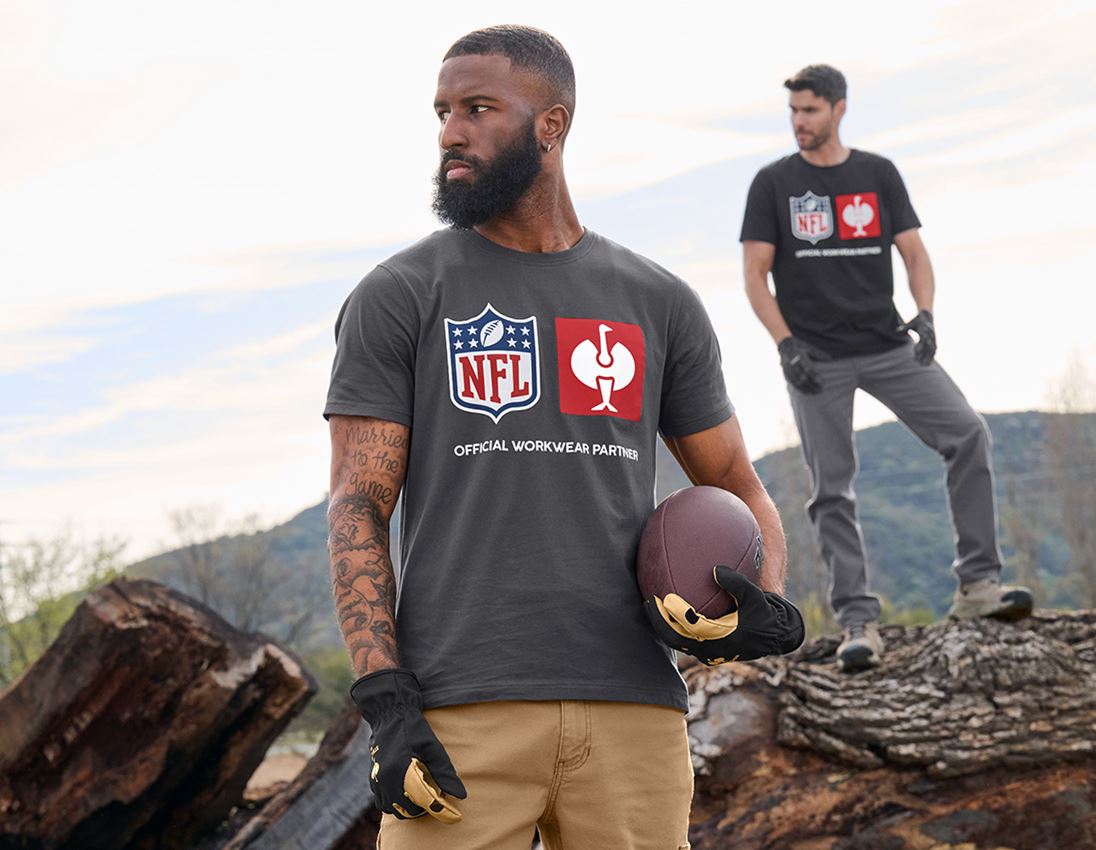 Collaborations: NFL T-Shirt cotton + carbongrey 1