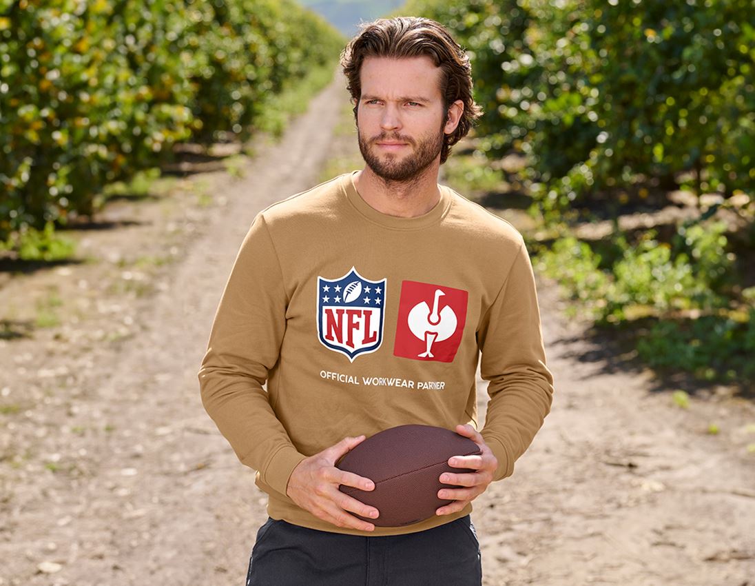 Collaborations: NFL Sweatshirt cotton + almondbrown 1