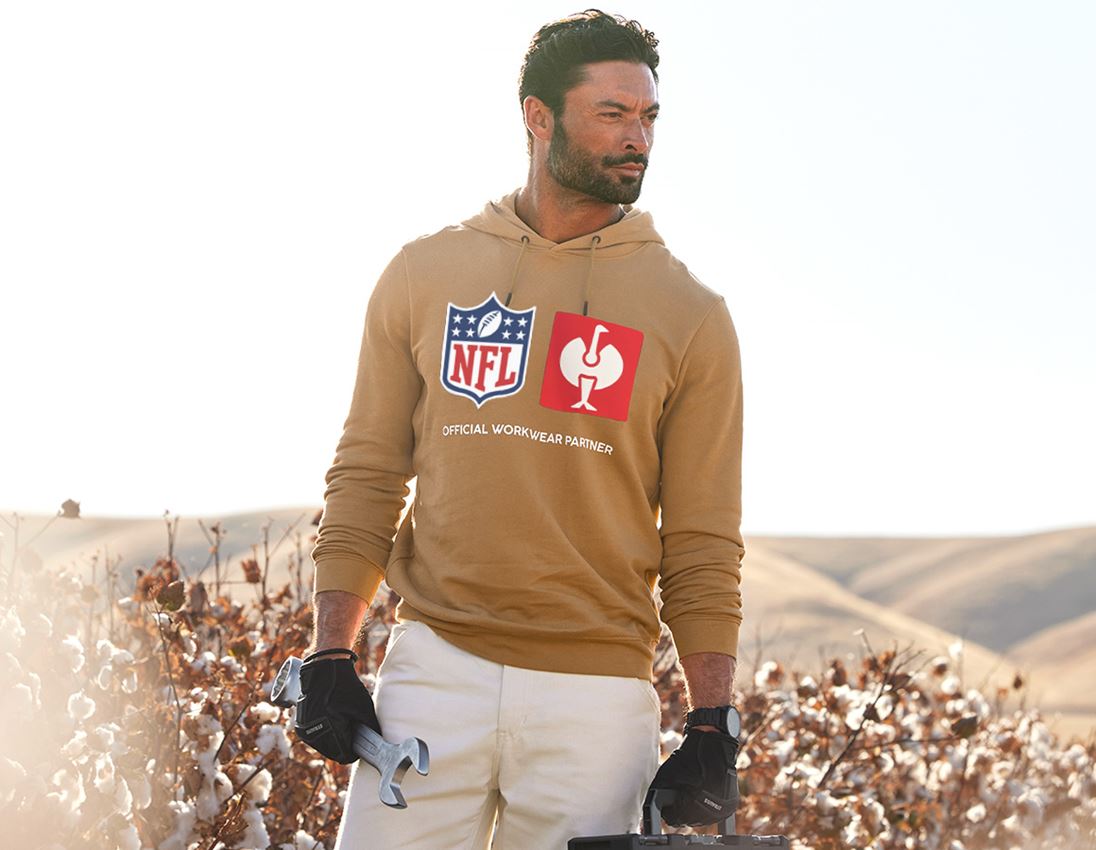 Collaborations: NFL Hoodie cotton + almondbrown