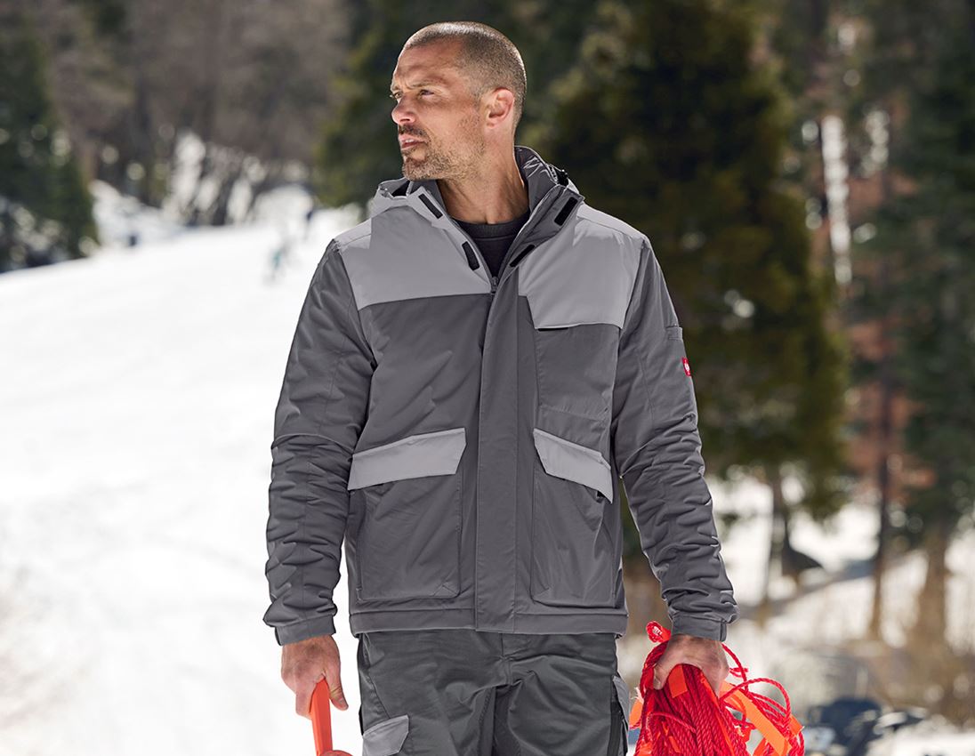 Topics: Winter jacket e.s.trail pure + carbongrey/basaltgrey