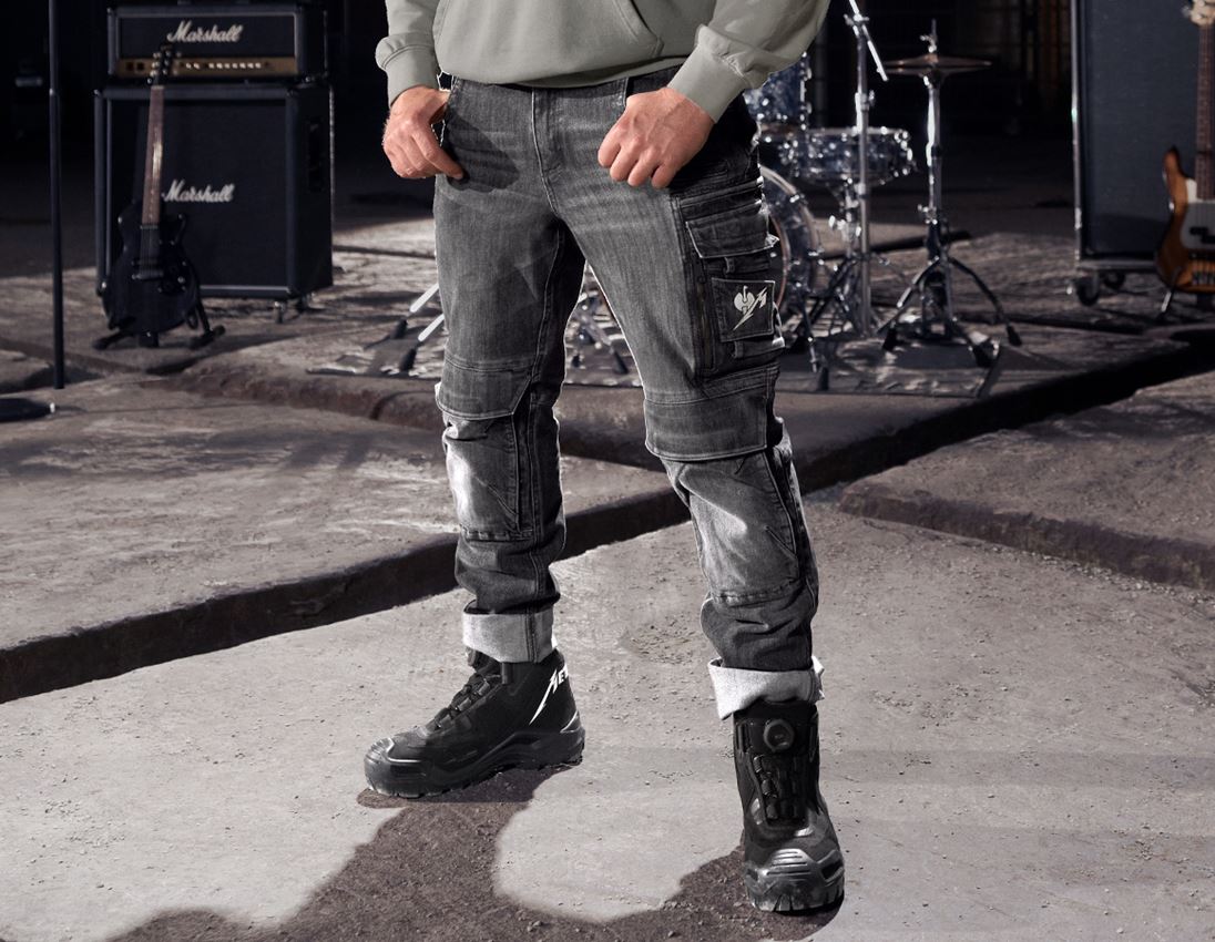 Work Trousers: Metallica denim pants + blackwashed