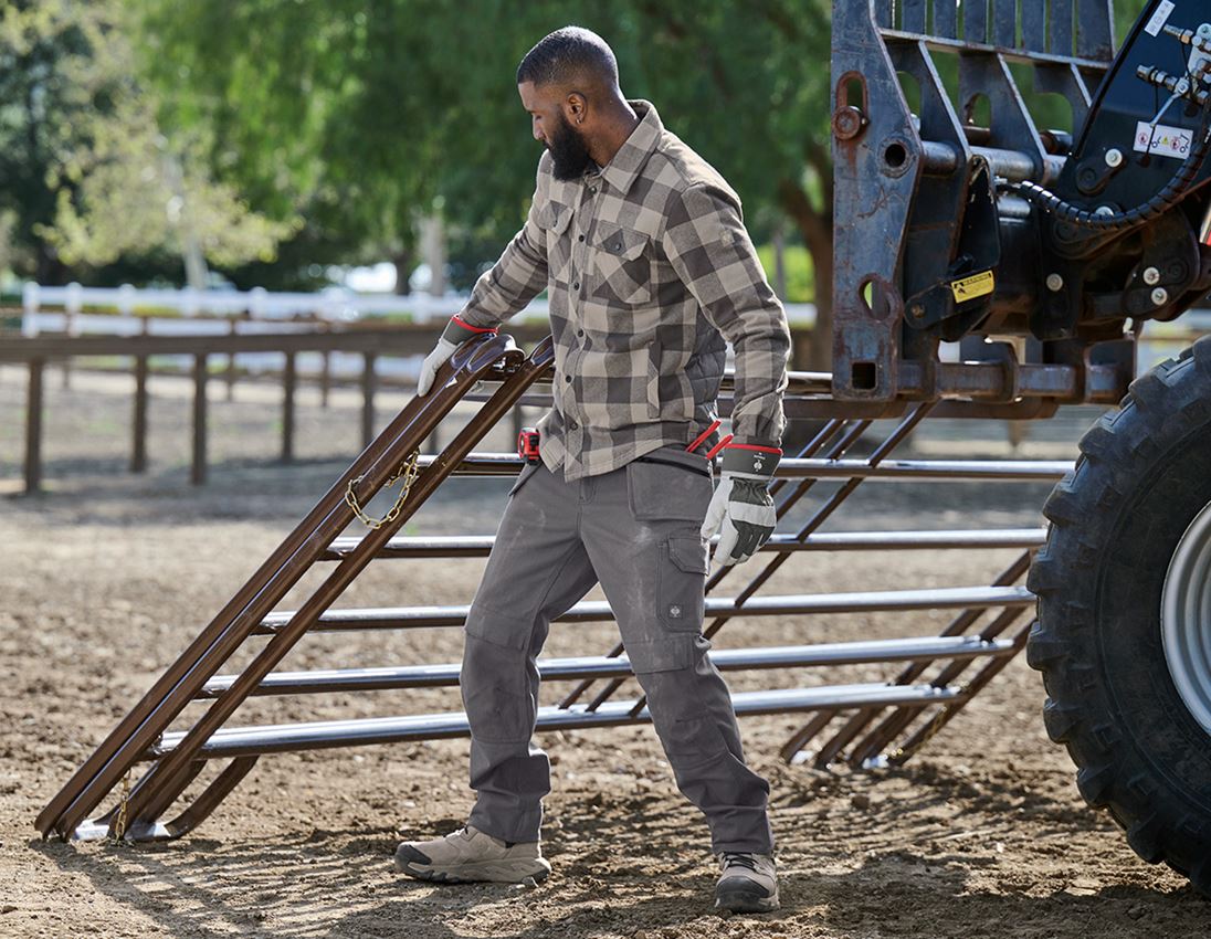 Topics: Worker trousers e.s.iconic tool-pouch + carbongrey 6