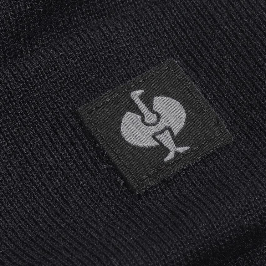Topics: Knitted cap e.s.iconic + black 2