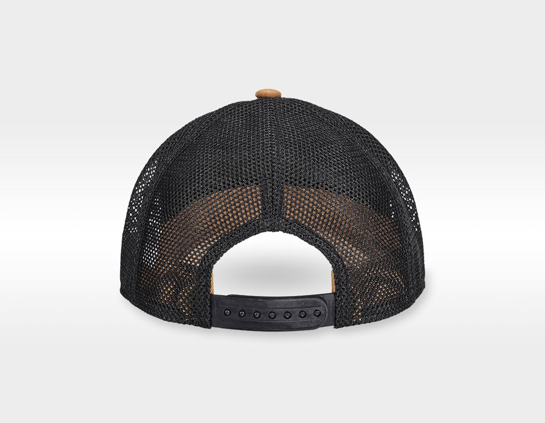 Clothing: Cap e.s.iconic works + almondbrown 1