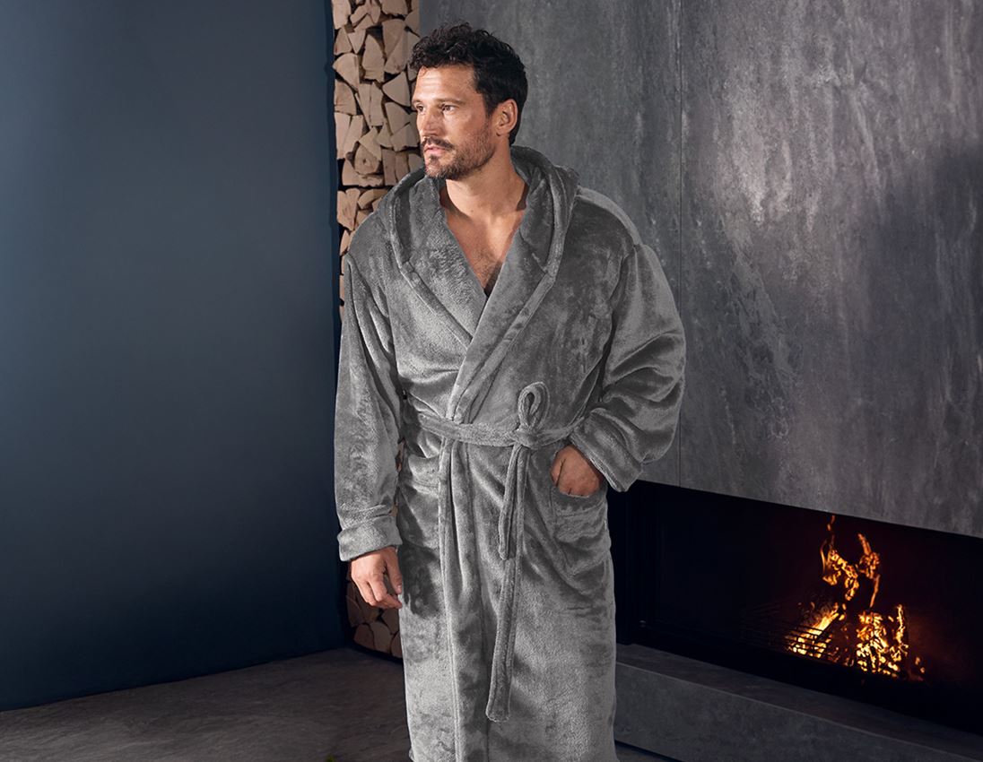 Accessories: e.s. Bathrobe + basaltgrey 1