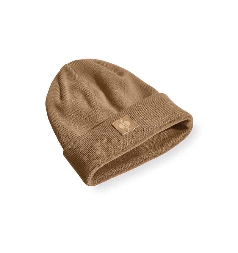 Topics: Knitted cap e.s.iconic + almondbrown