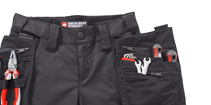 Tool bag e.s.concrete attached to e.s.concrete trousers